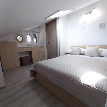 Apartments Zlata Stari Grad  Ngoại thất bức ảnh