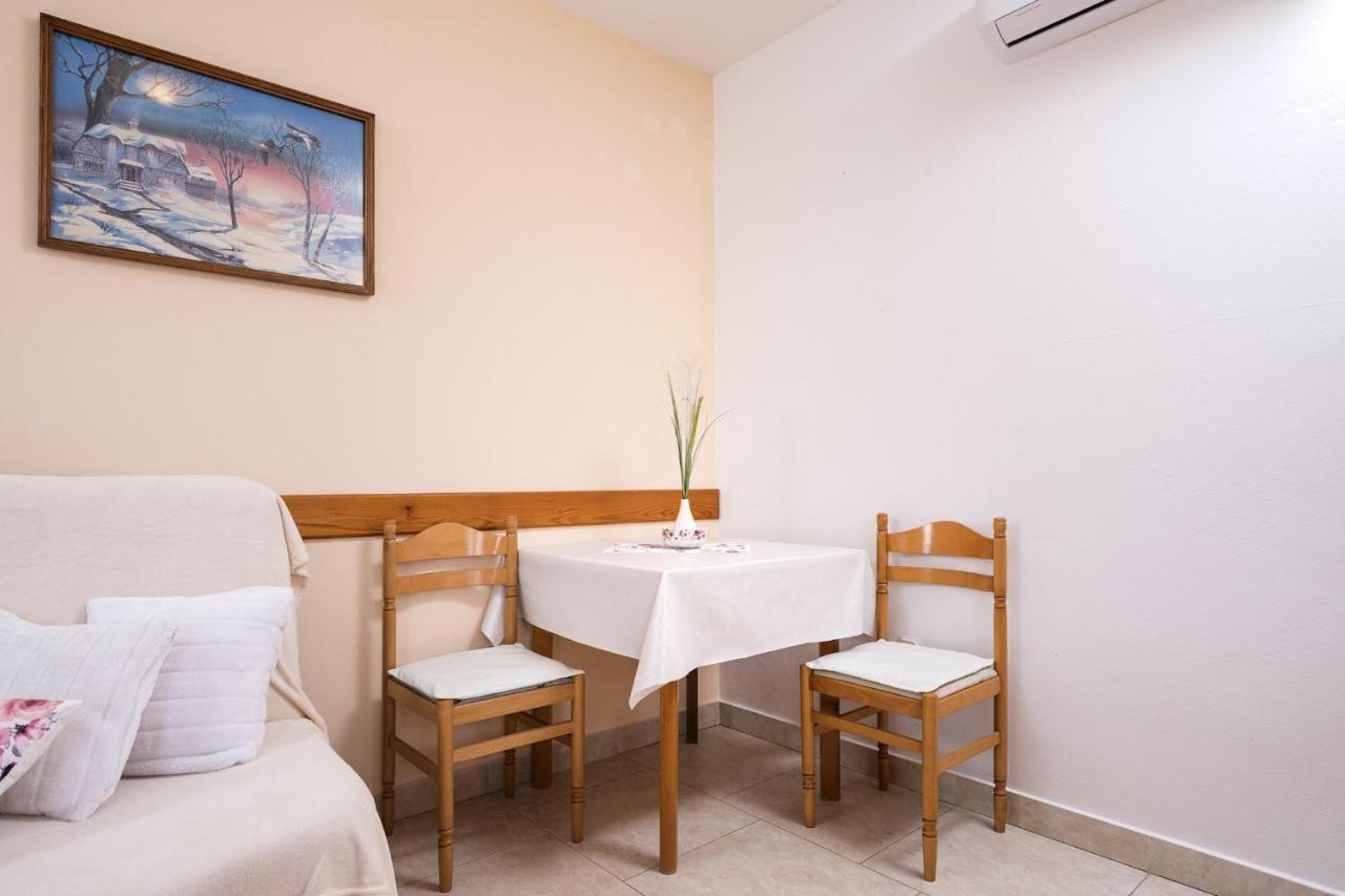 Apartments Zlata Stari Grad  Ngoại thất bức ảnh