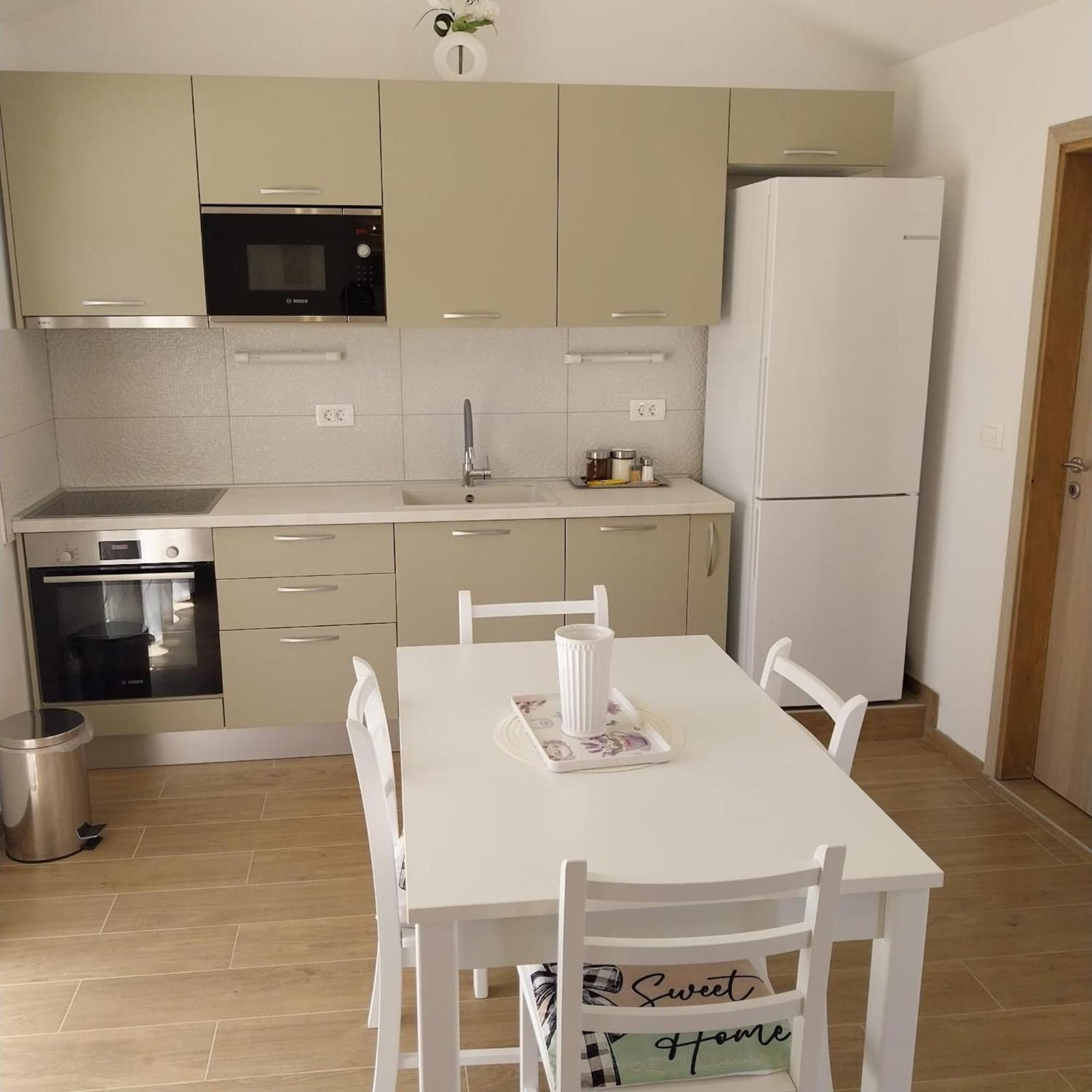 Apartments Zlata Stari Grad  Phòng bức ảnh